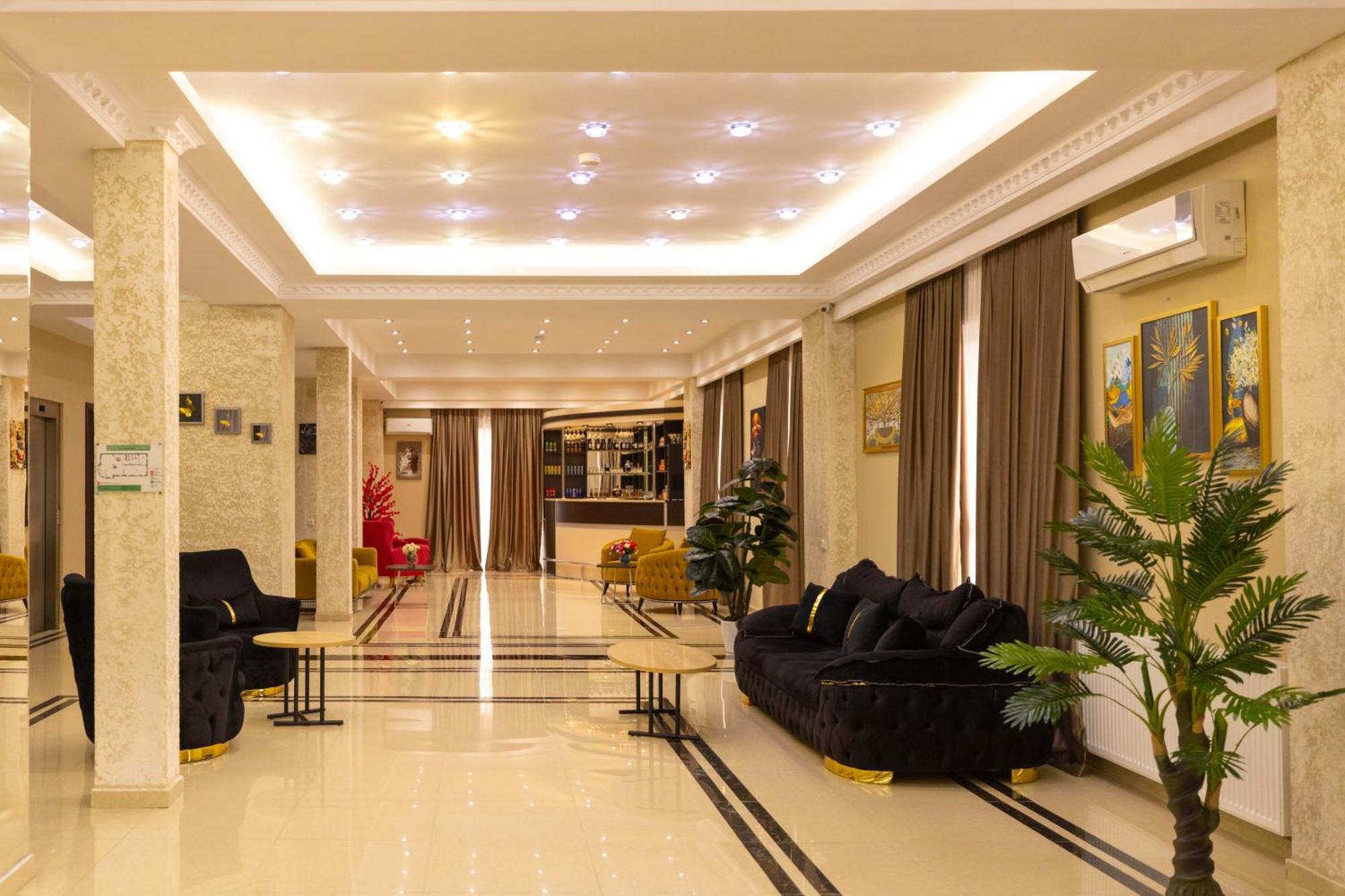 Hotel Grand Palace Tbilisi Ngoại thất bức ảnh