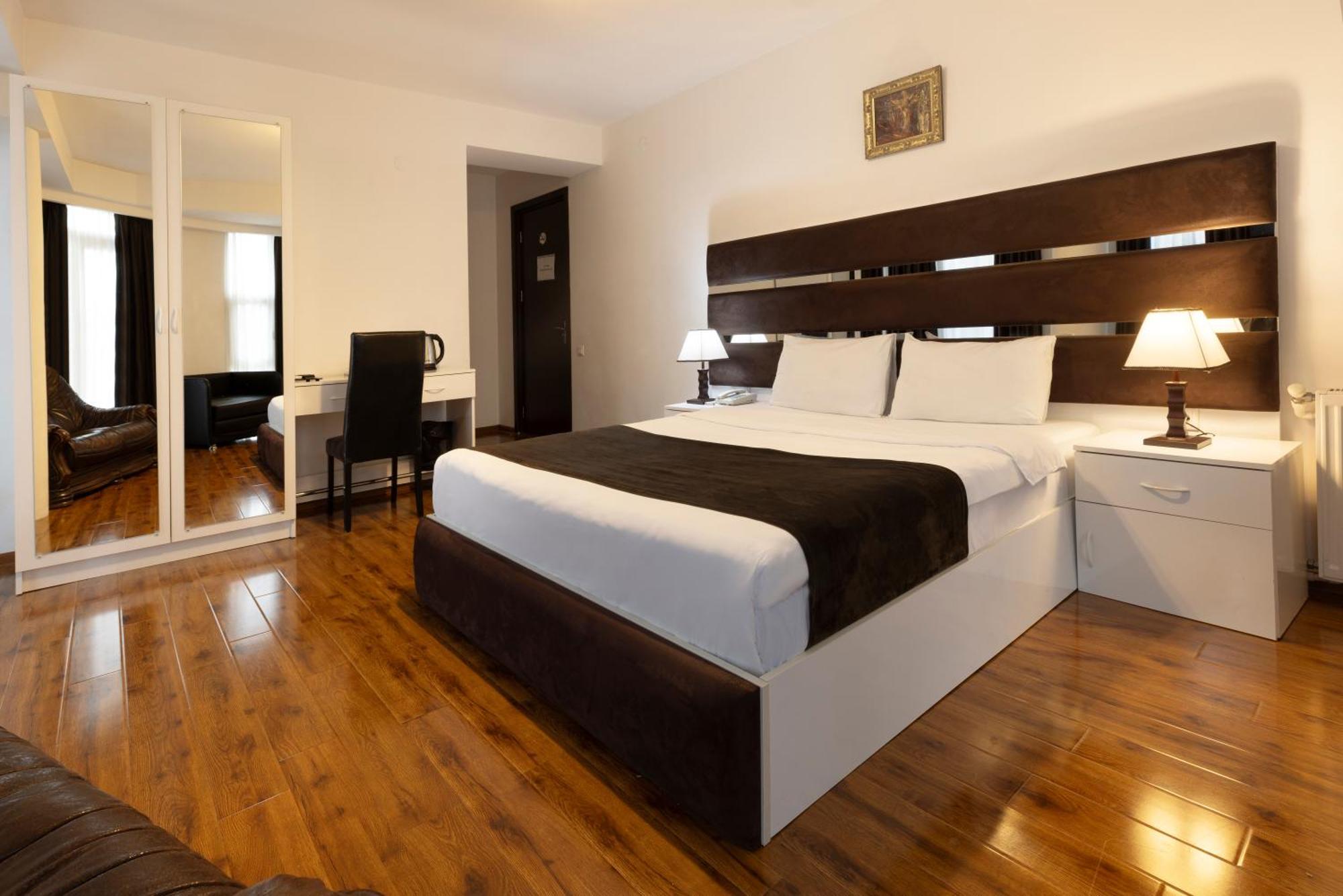 Hotel Grand Palace Tbilisi Phòng bức ảnh