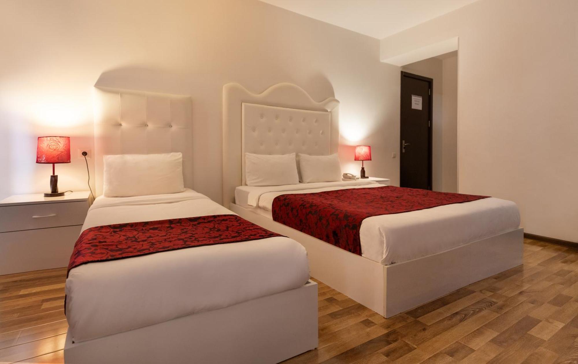Hotel Grand Palace Tbilisi Phòng bức ảnh