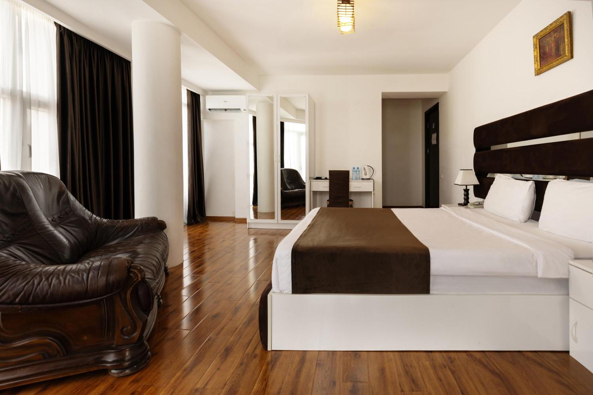 Hotel Grand Palace Tbilisi Phòng bức ảnh