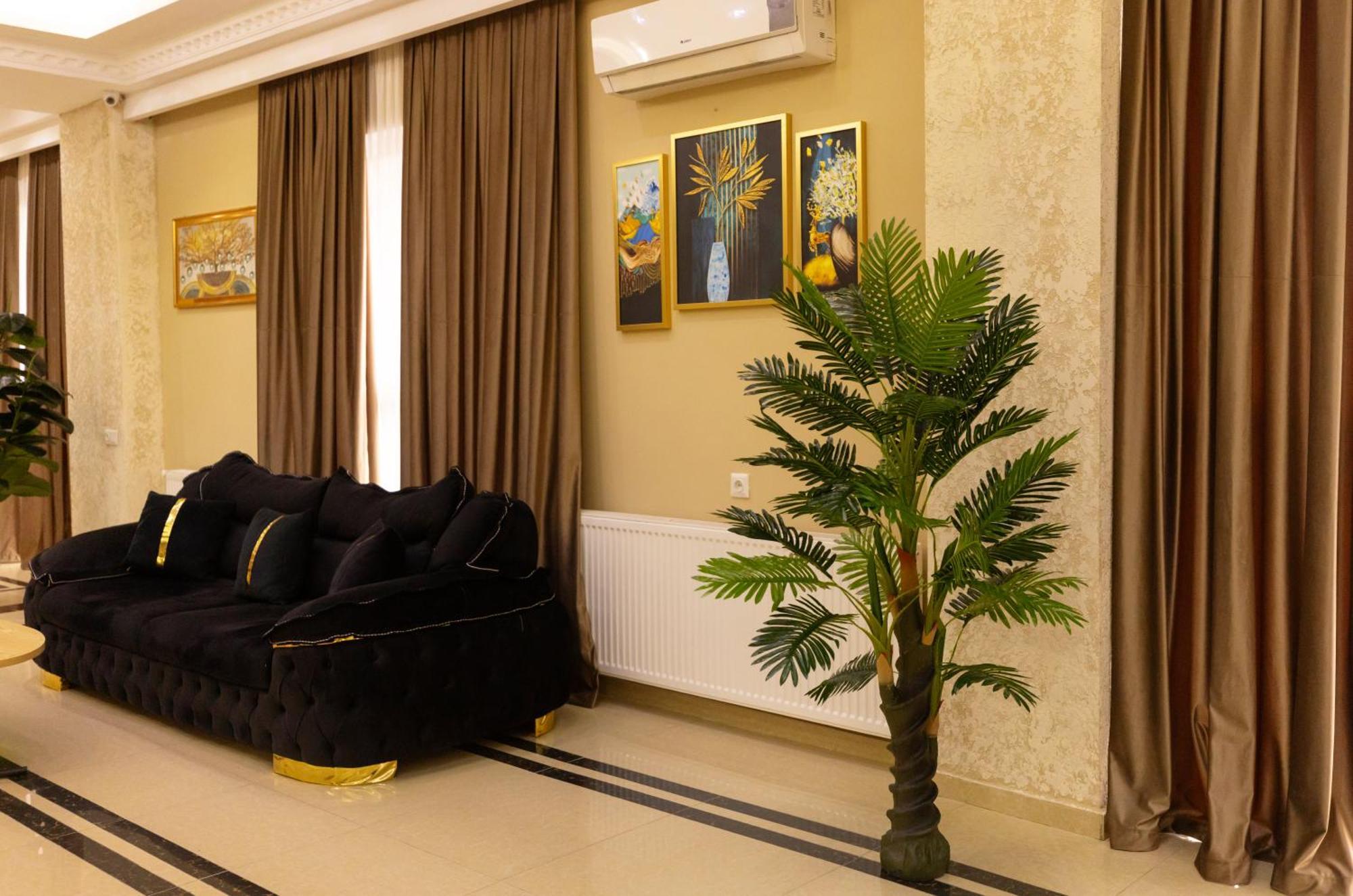 Hotel Grand Palace Tbilisi Ngoại thất bức ảnh